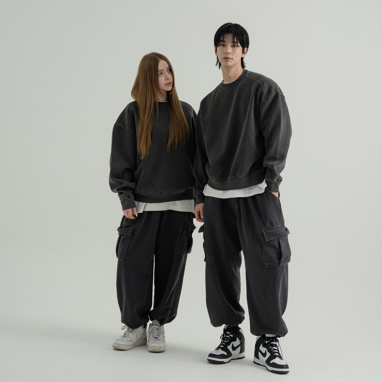 SWEATSHIRTS & PANTS